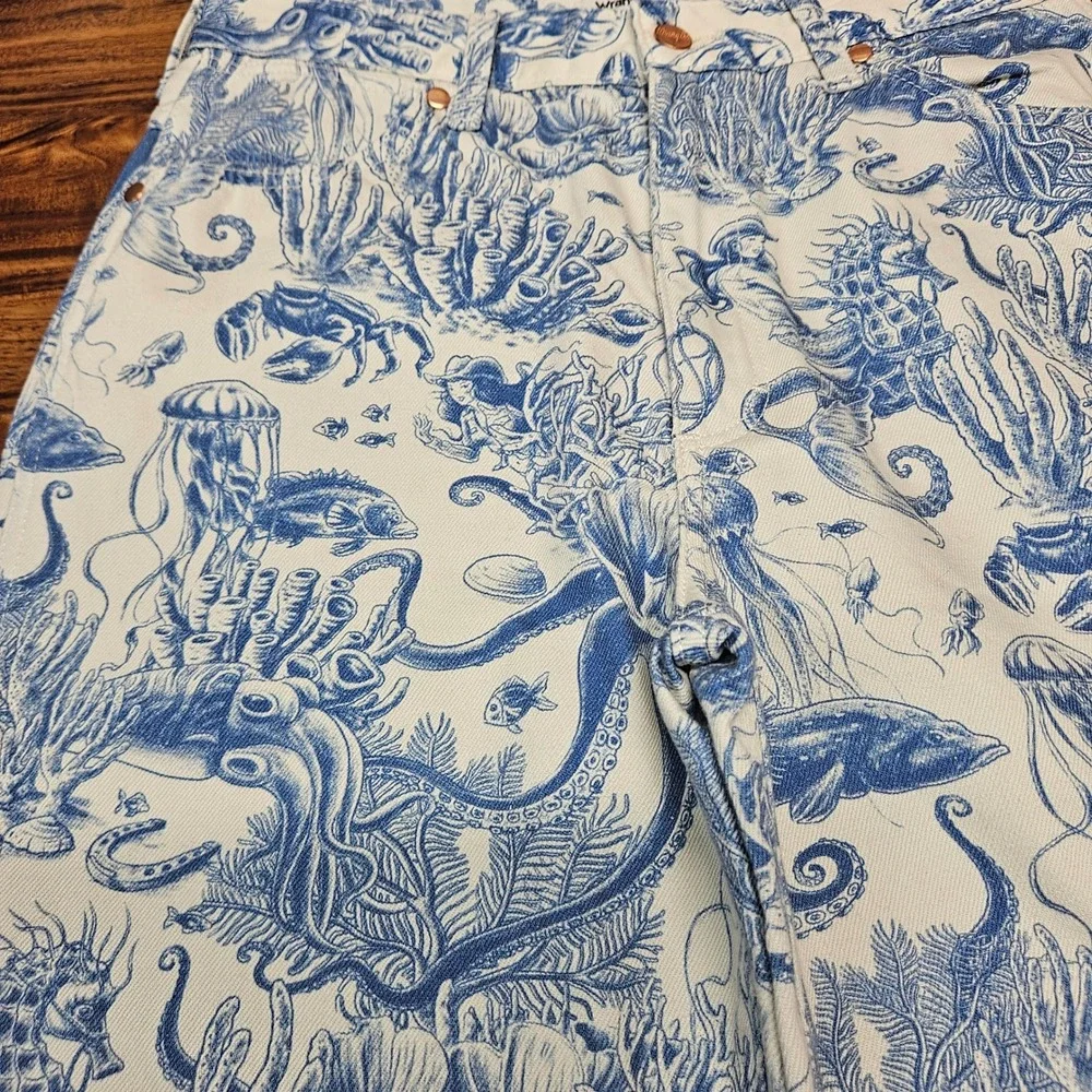 Wrangler Wanderer High Rise Flare Jeans Blue Sea Life Toile Print 29x34 Western - Picture 11 of 11